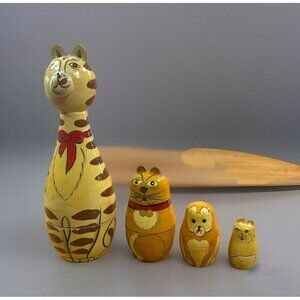 Russian Matryoshka Style Animal Nesting Doll Set Wood Cat Kitten Kitty Yellow 7”